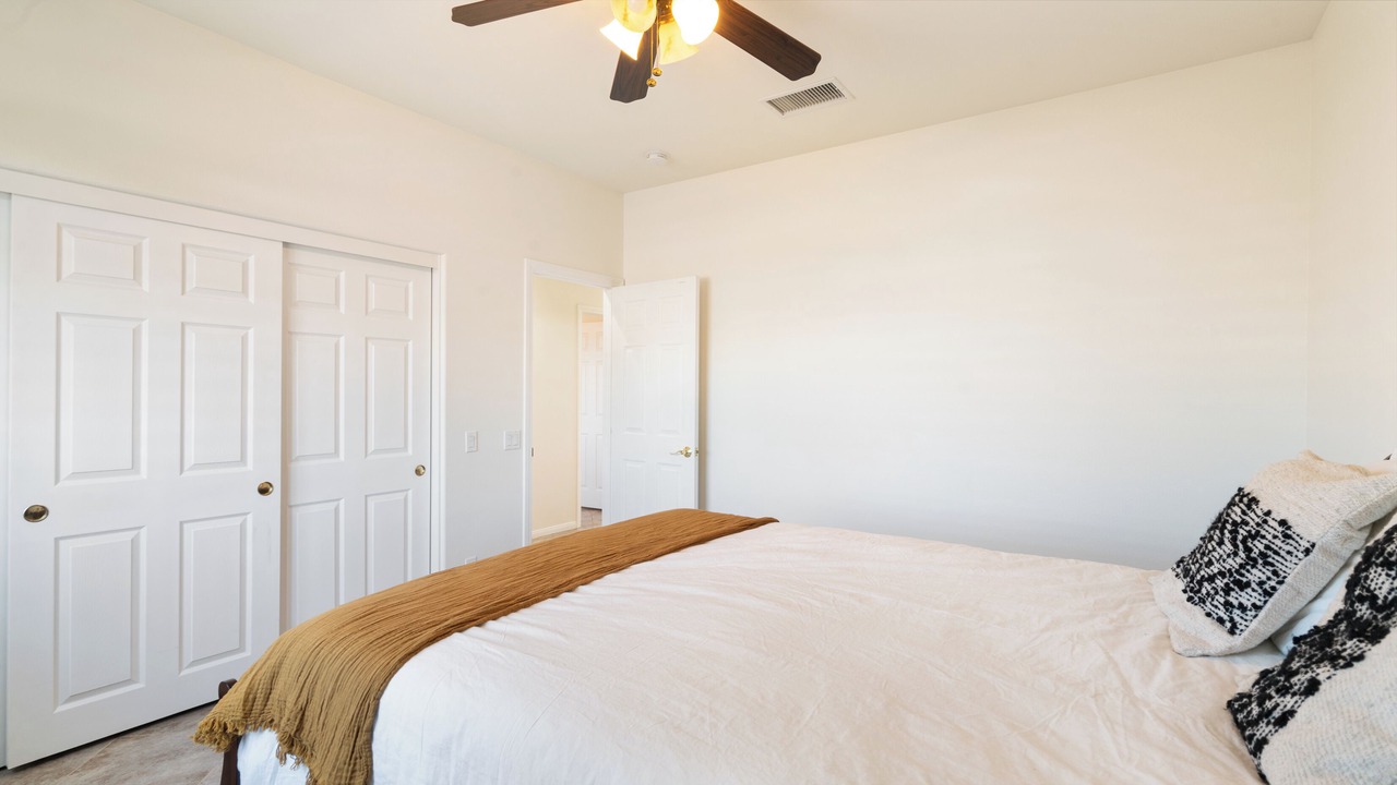Photo of Bedroom in Yucca Valley