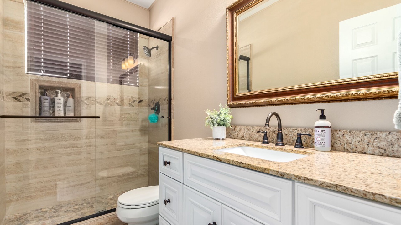 Photo of Bathroom in Foothills Club West