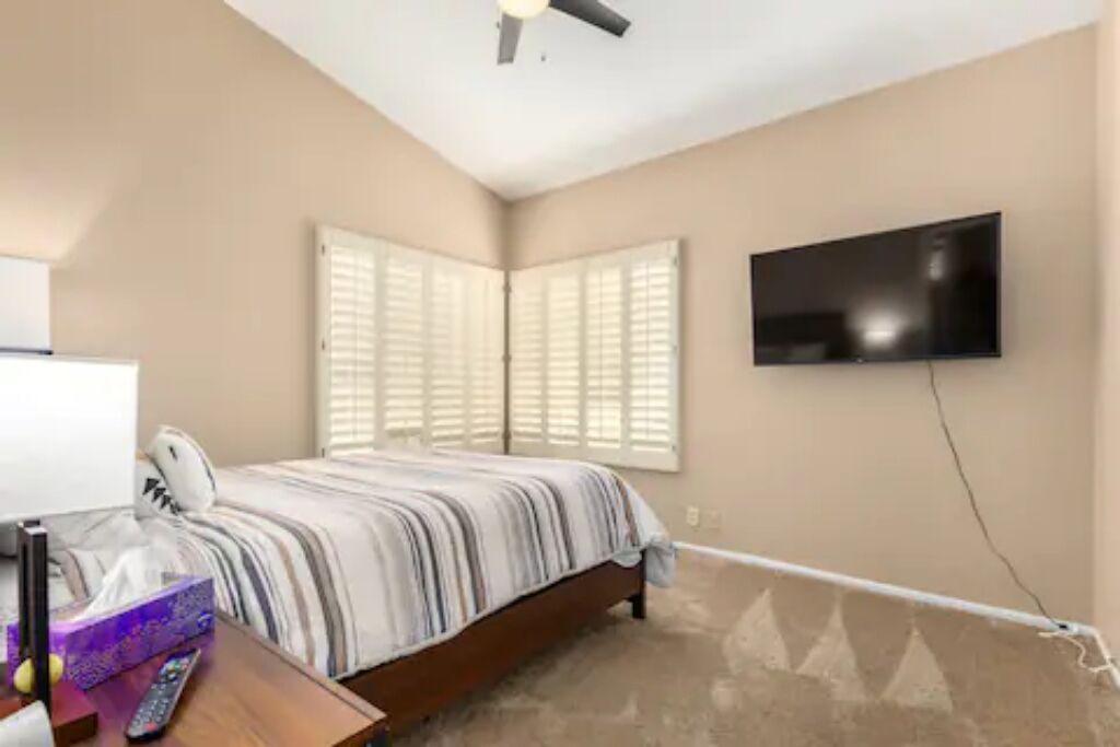 Photo of Bedroom in Foothills Club West