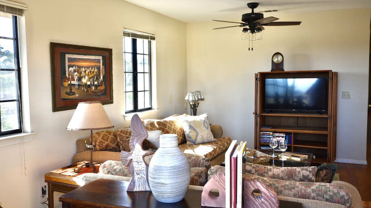 Photo of Livingroom in Solvang