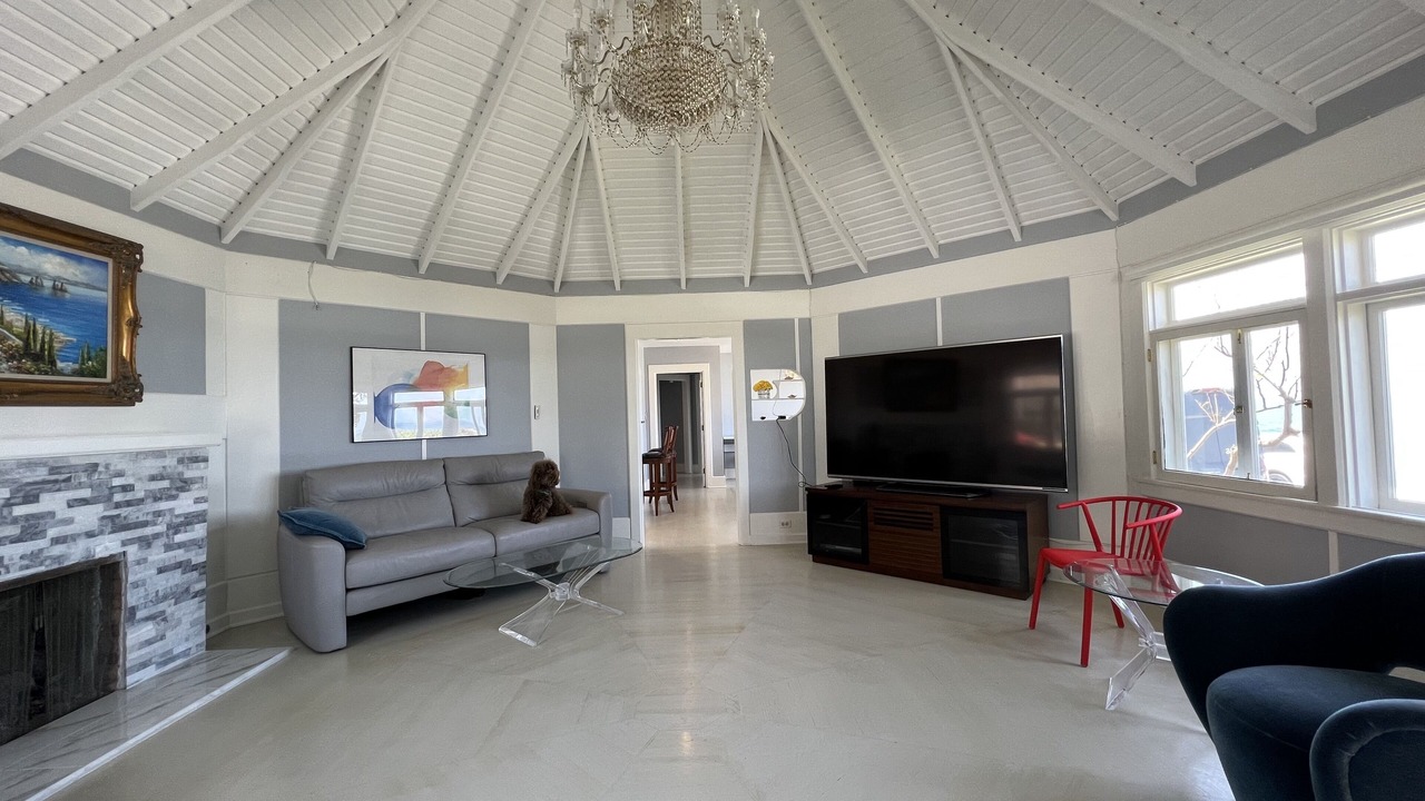 Photo of Livingroom in Village of La Jolla