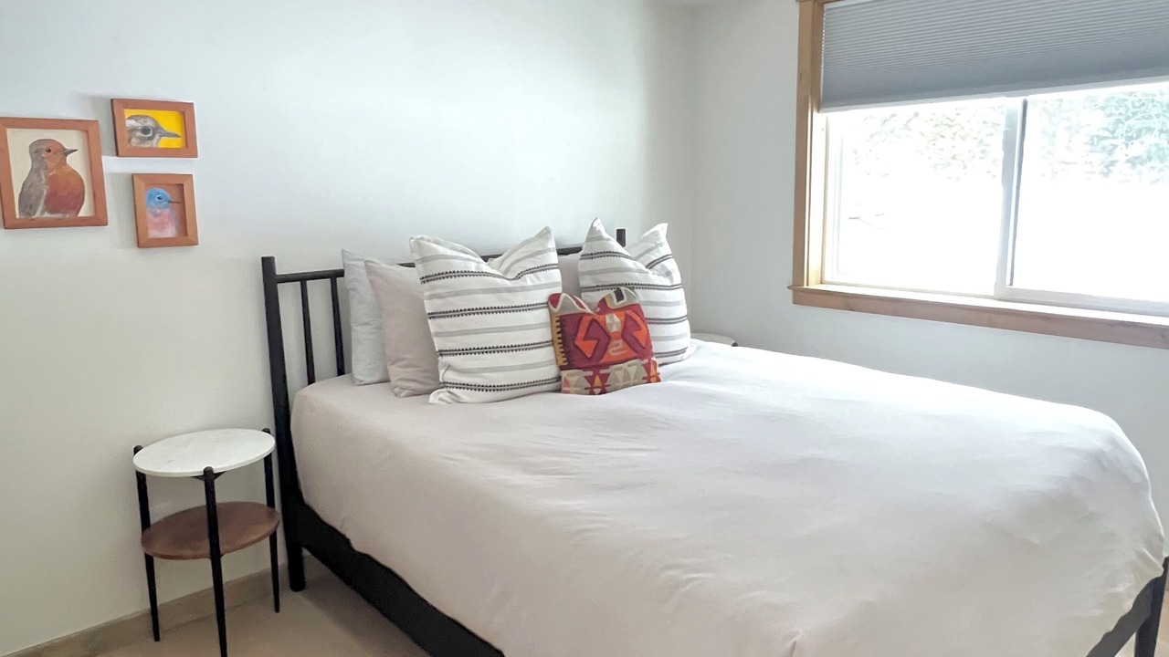 Photo of Bedroom in Angora Highlands