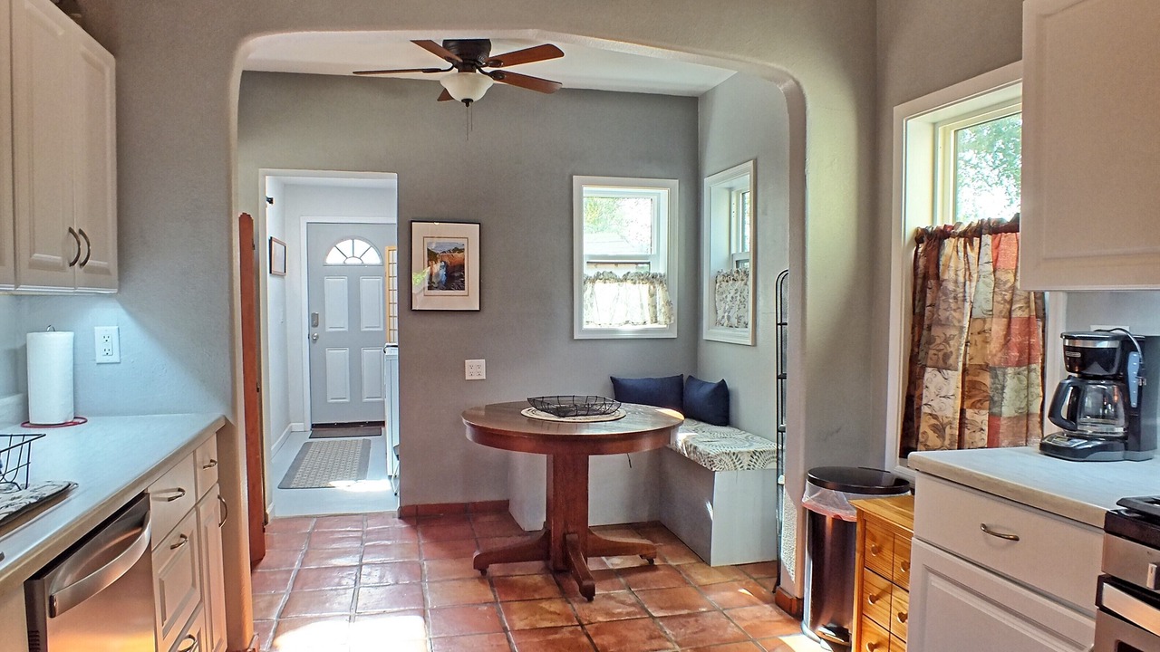 Photo of Kitchen in Cottonwood