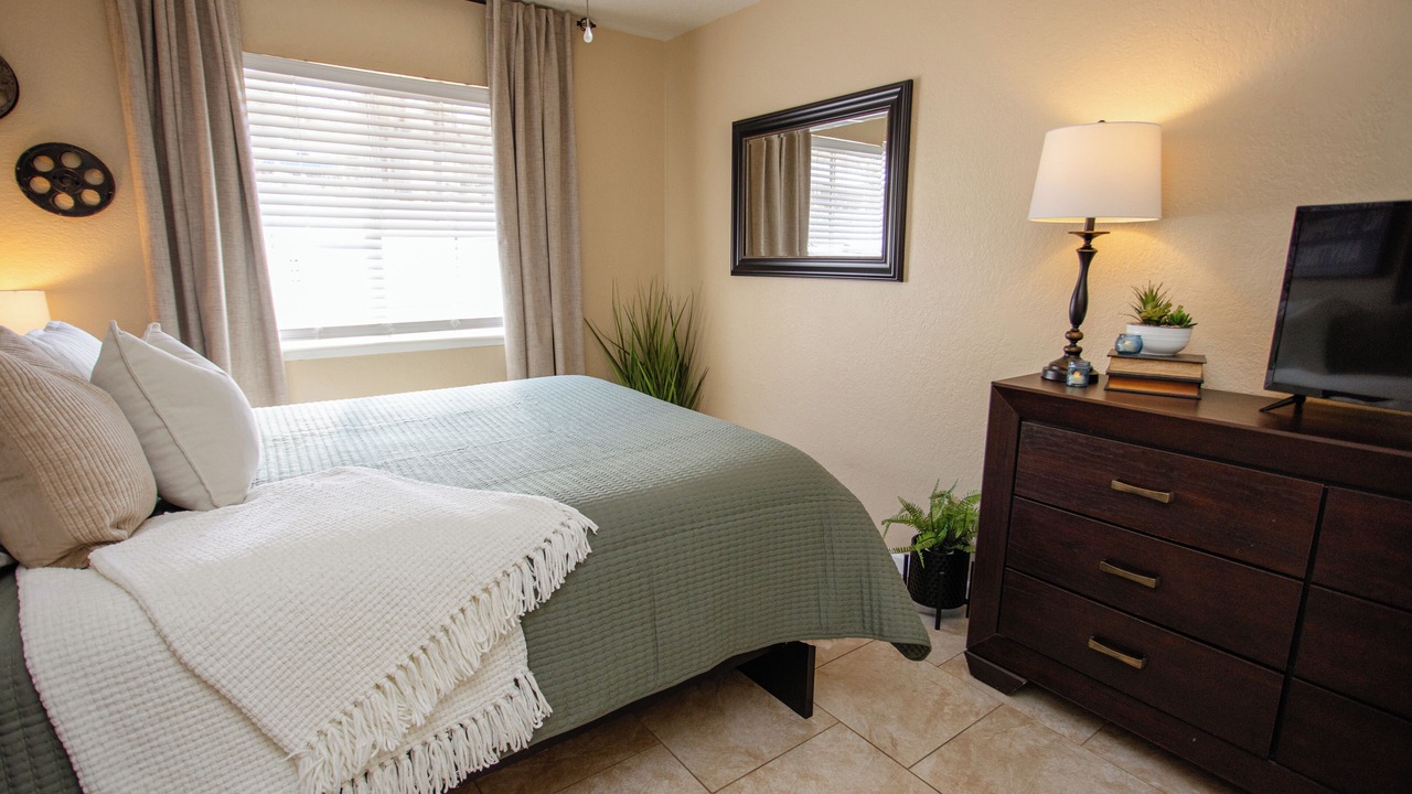 Photo of Bedroom in Three Rivers