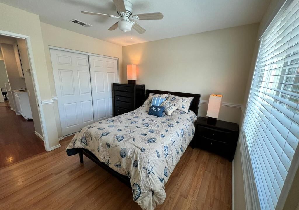Photo of Bedroom in Murrieta Hot Springs