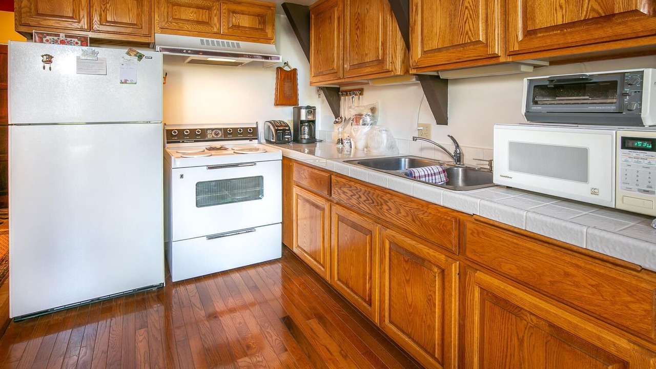 Photo of Kitchen in Pine Mountain Club