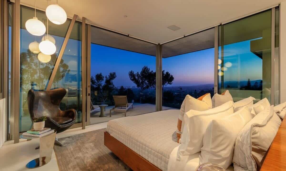 Photo of Bedroom in Trousdale Estates