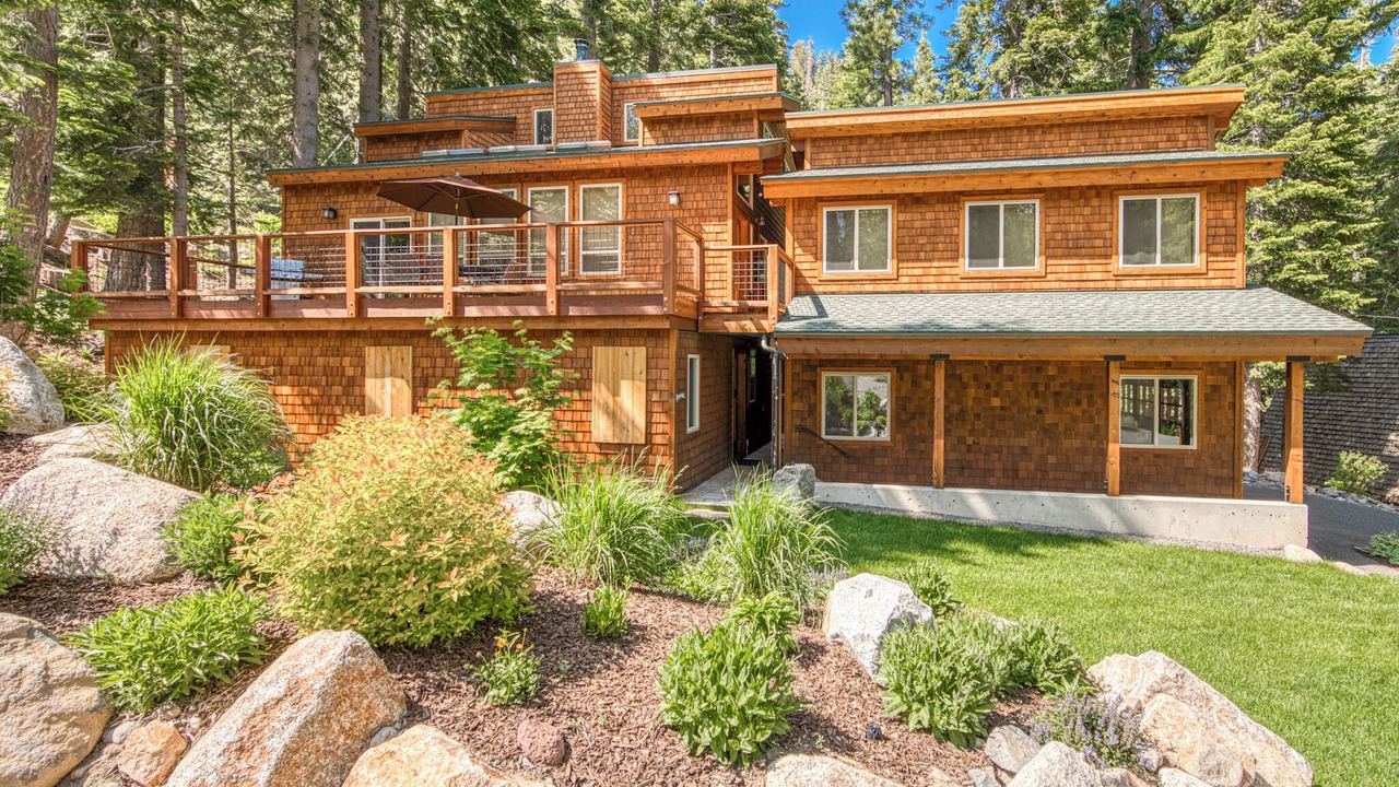 Photo of Outdoor in Alpine Meadows