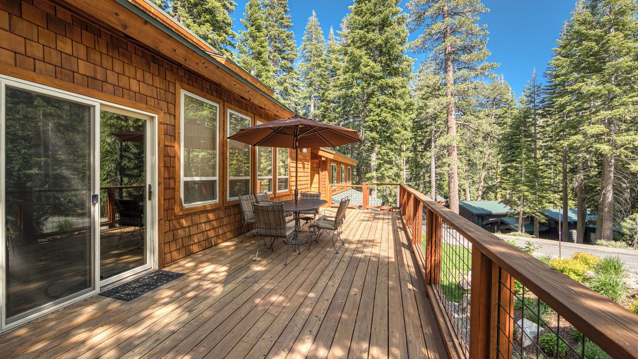 Photo of Outdoor in Alpine Meadows