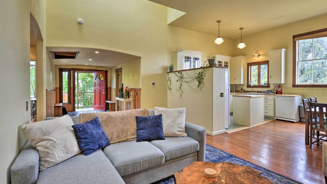 Photo of Livingroom in Blue Lake