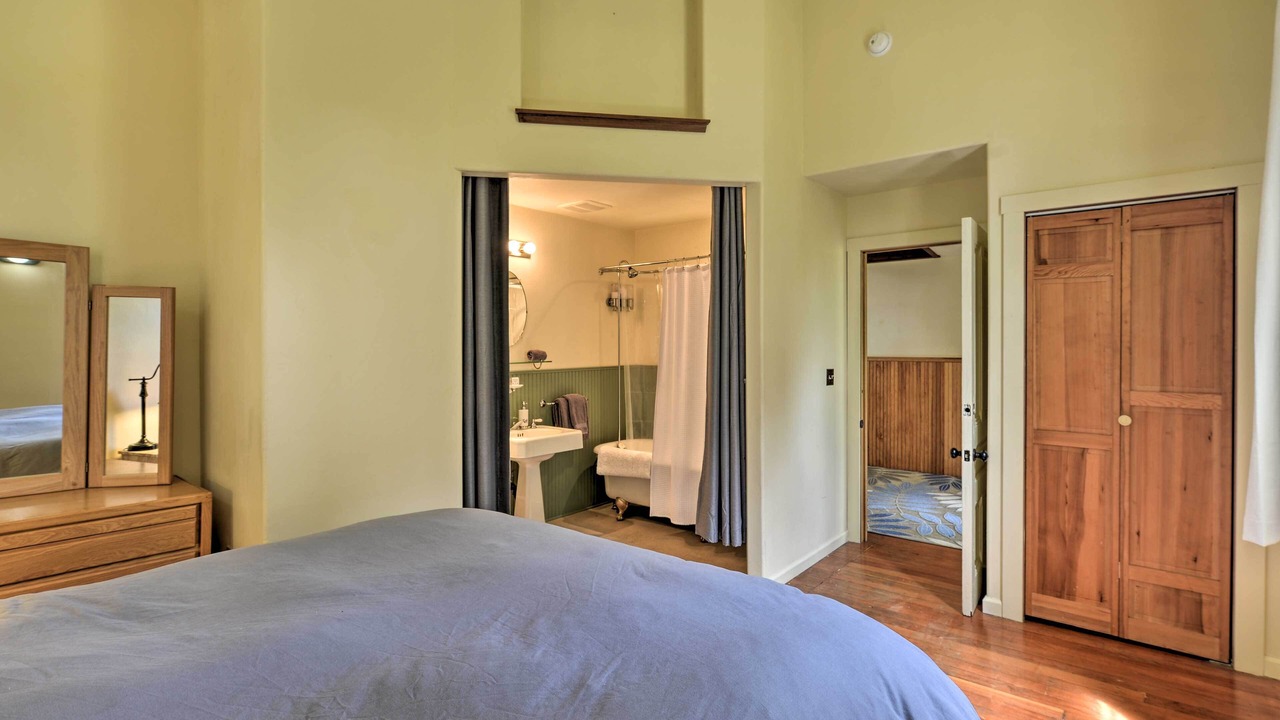 Photo of Bathroom in Blue Lake