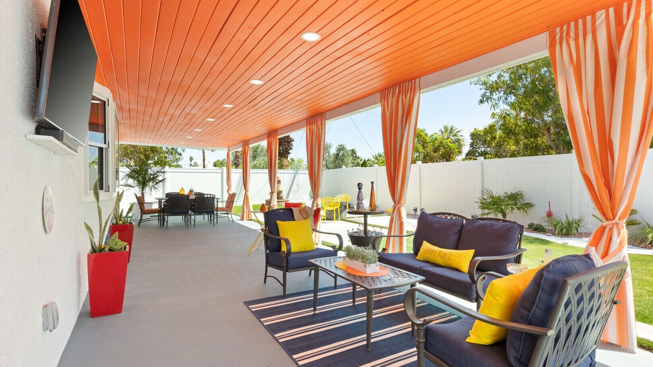 Photo of Patio Balcony in Desert Park Estates
