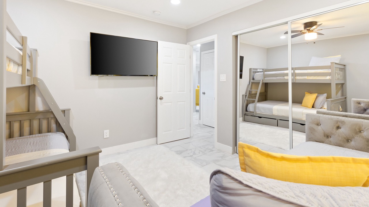 Photo of Bedroom in Desert Park Estates