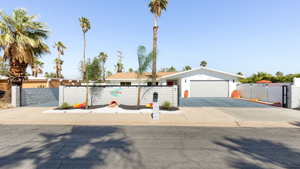 Photo of Outdoor in Desert Park Estates