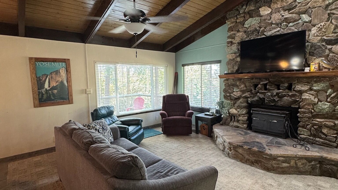 Photo of Livingroom in Wishon