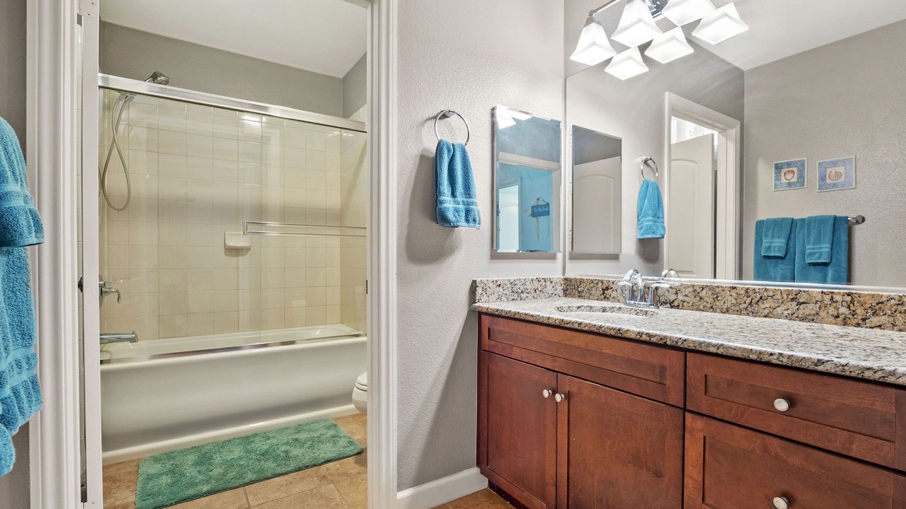 Photo of Bathroom in Renaissance Ter