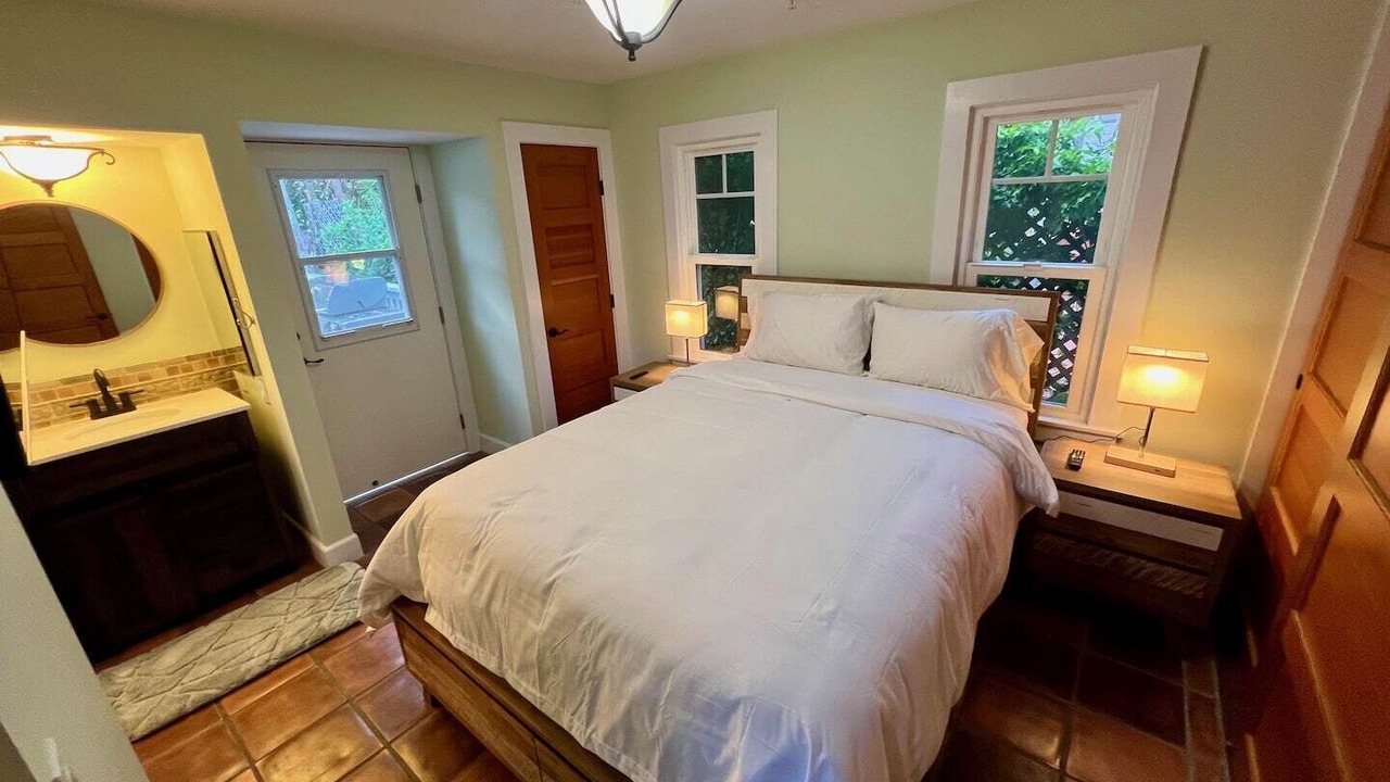 Photo of Bedroom in Avalon