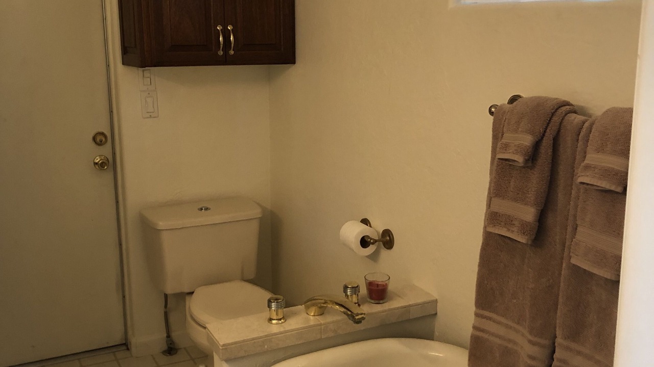 Photo of Bathroom in East Side Capistrano
