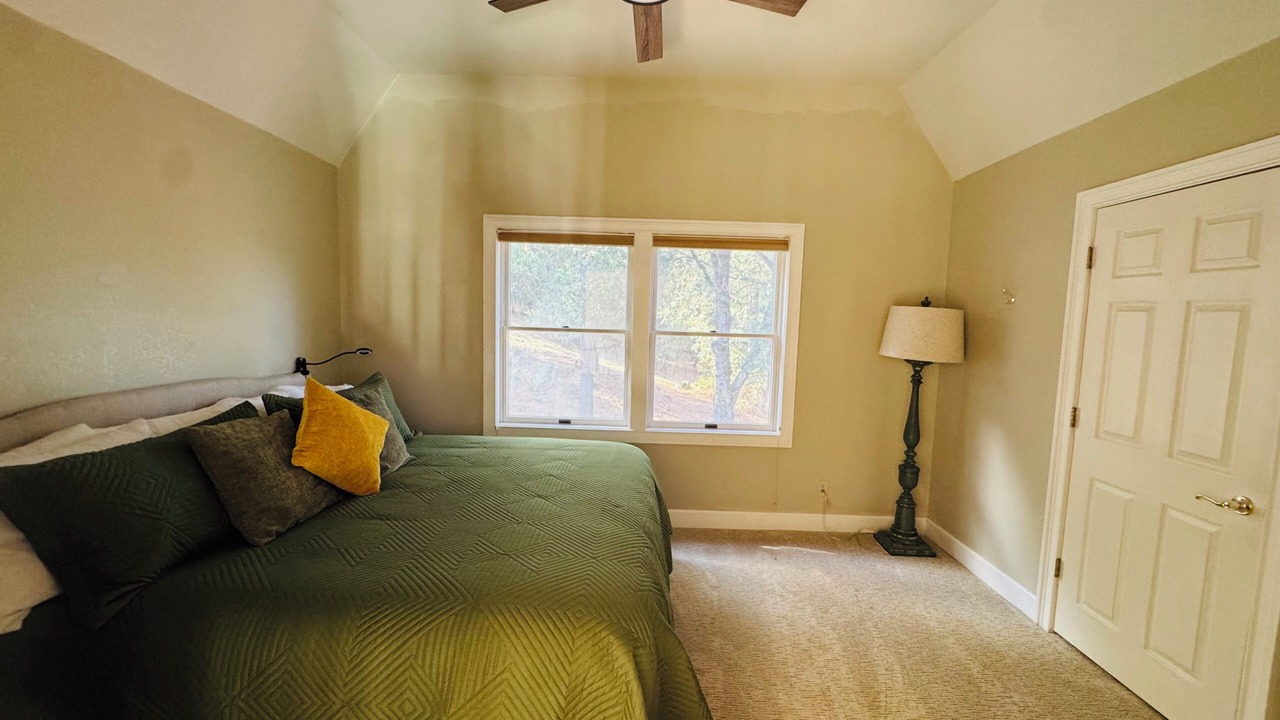 Photo of Bedroom in Shenandoah Valley