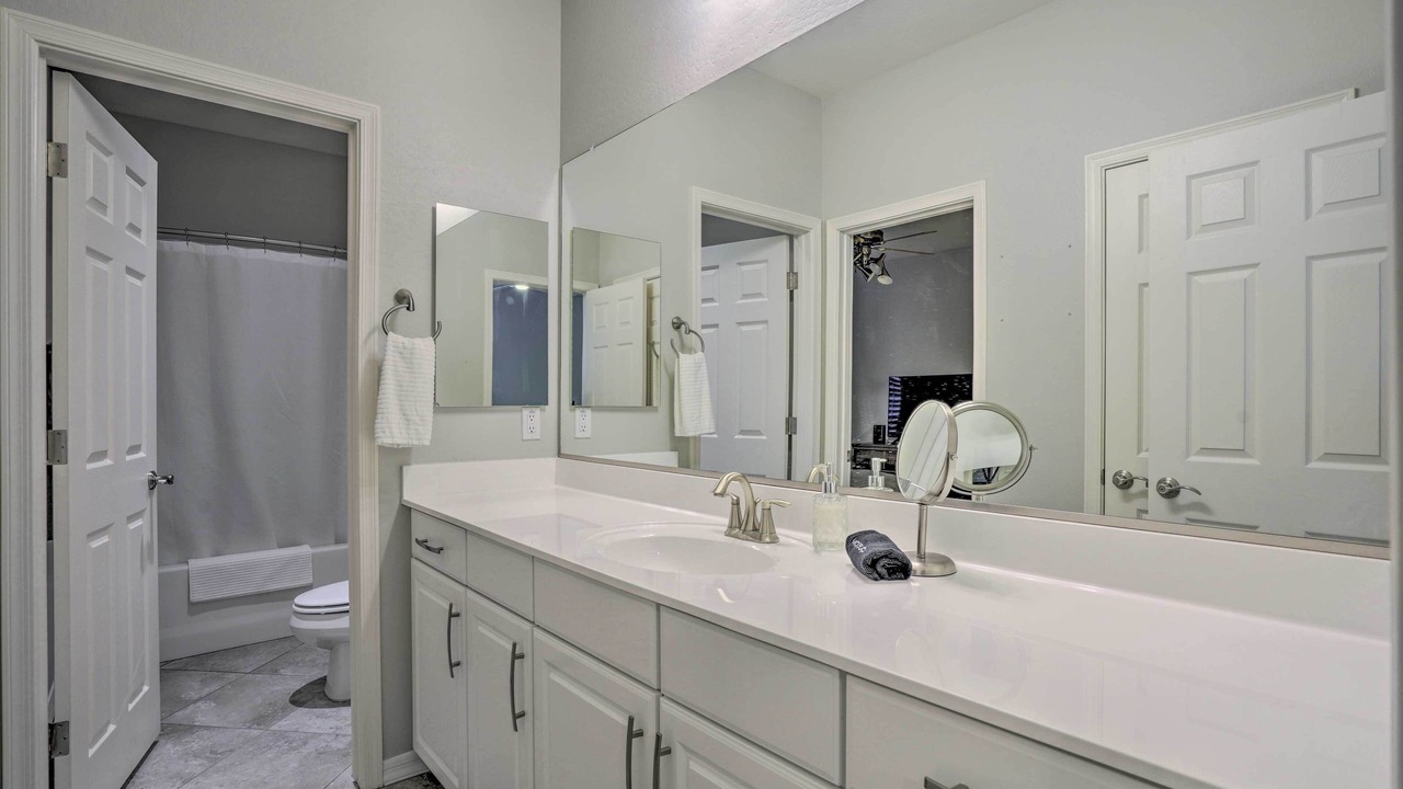 Photo of Bathroom in Surprise Farms