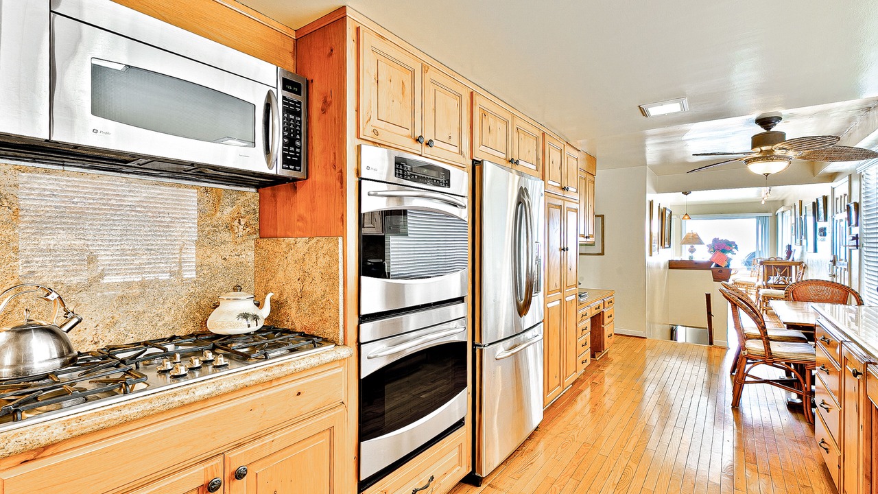 Photo of Kitchen in Laguna Beach