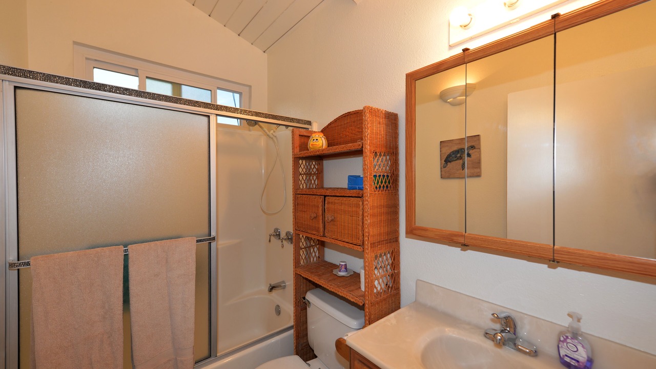 Photo of Bathroom in Avalon