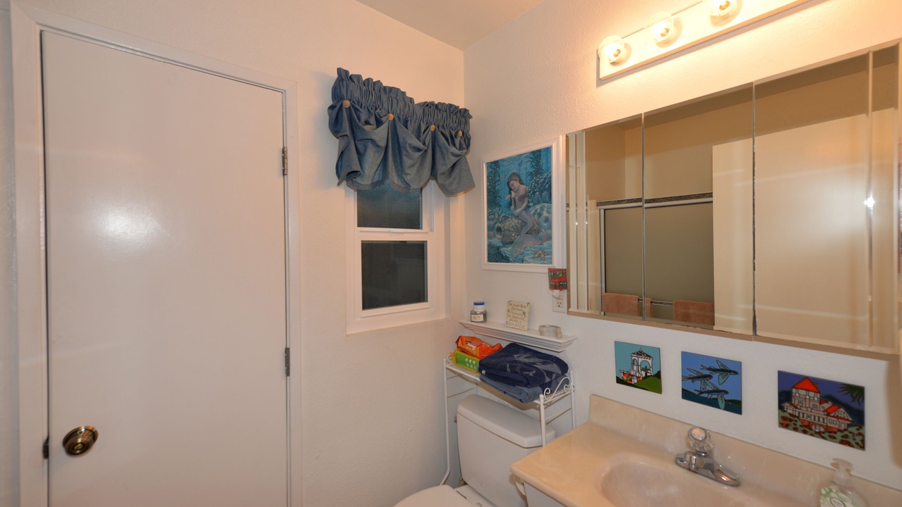 Photo of Bathroom in Avalon