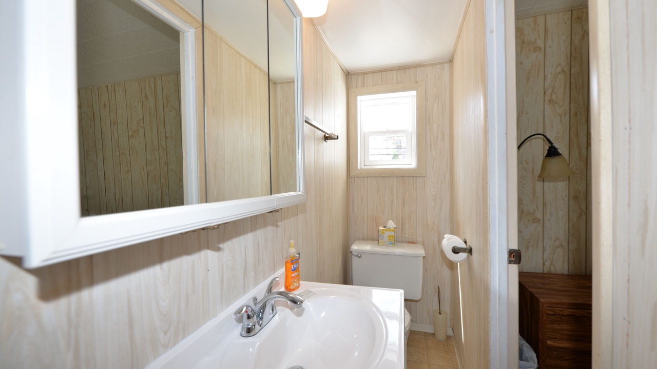 Photo of Bathroom in Avalon