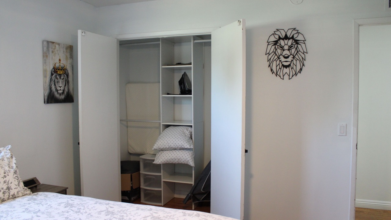 Photo of Bedroom in Orange