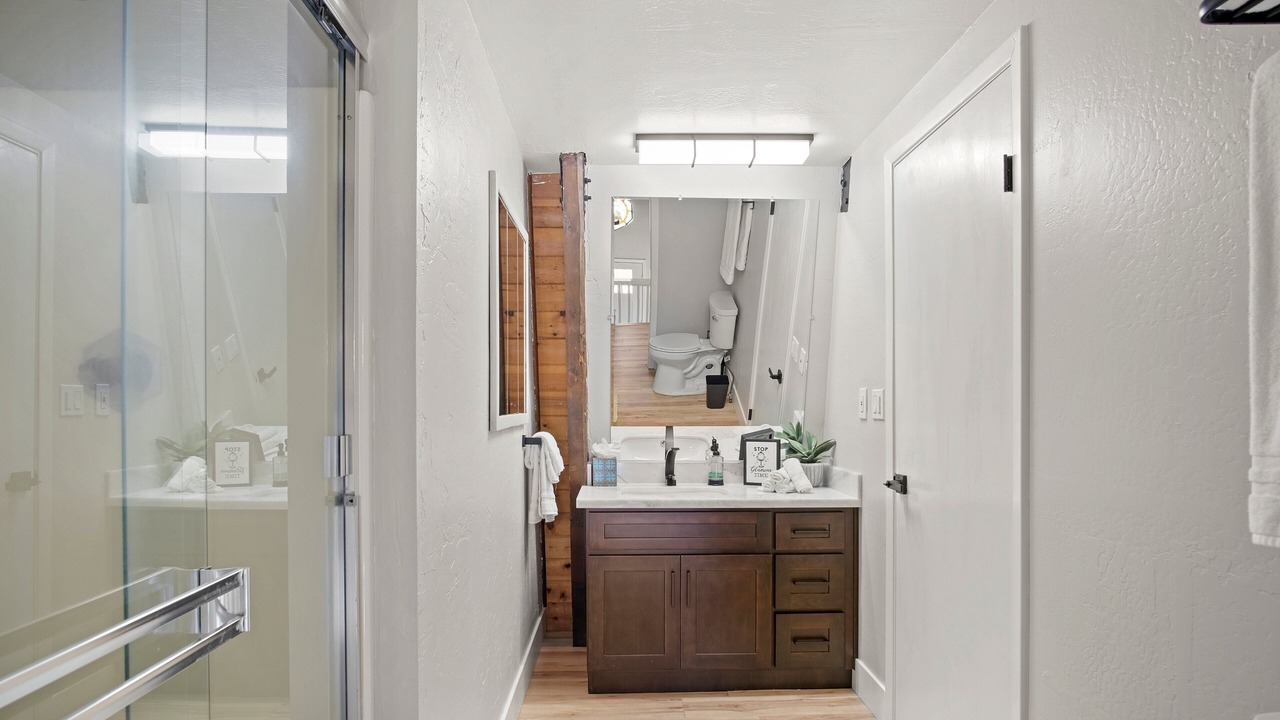 Photo of Bathroom in Discovery Bay