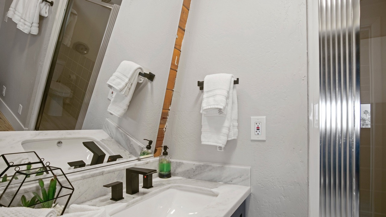 Photo of Bathroom in Discovery Bay
