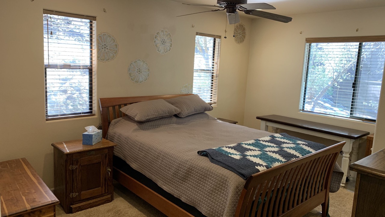 Photo of Bedroom in Pine Mountain Club