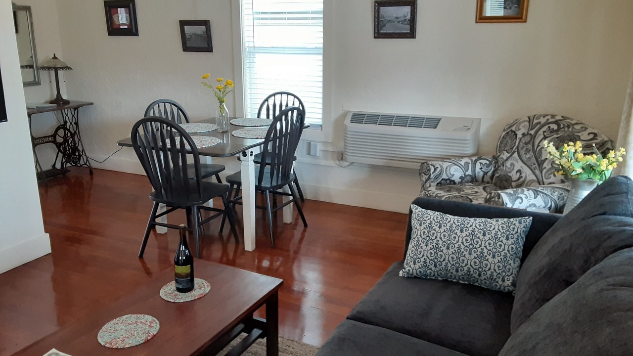 Photo of Livingroom in Cottonwood