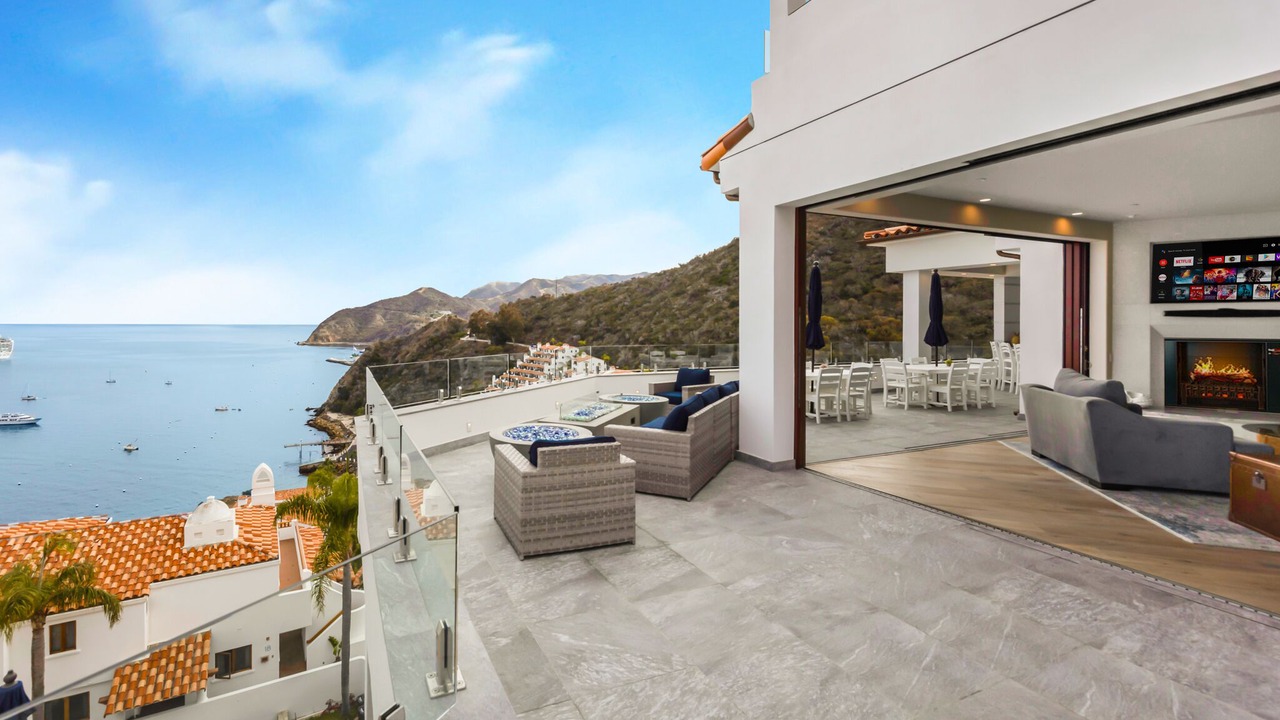 Photo of Patio Balcony in Avalon
