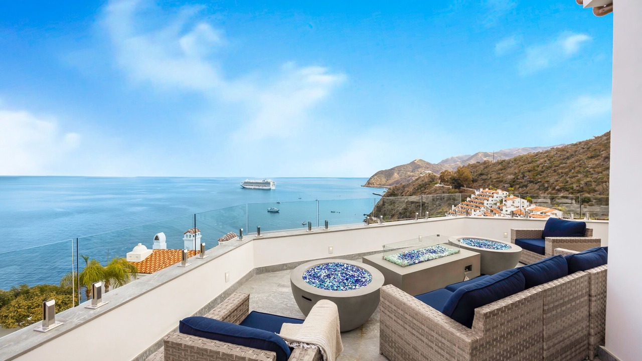 Photo of Patio Balcony in Avalon