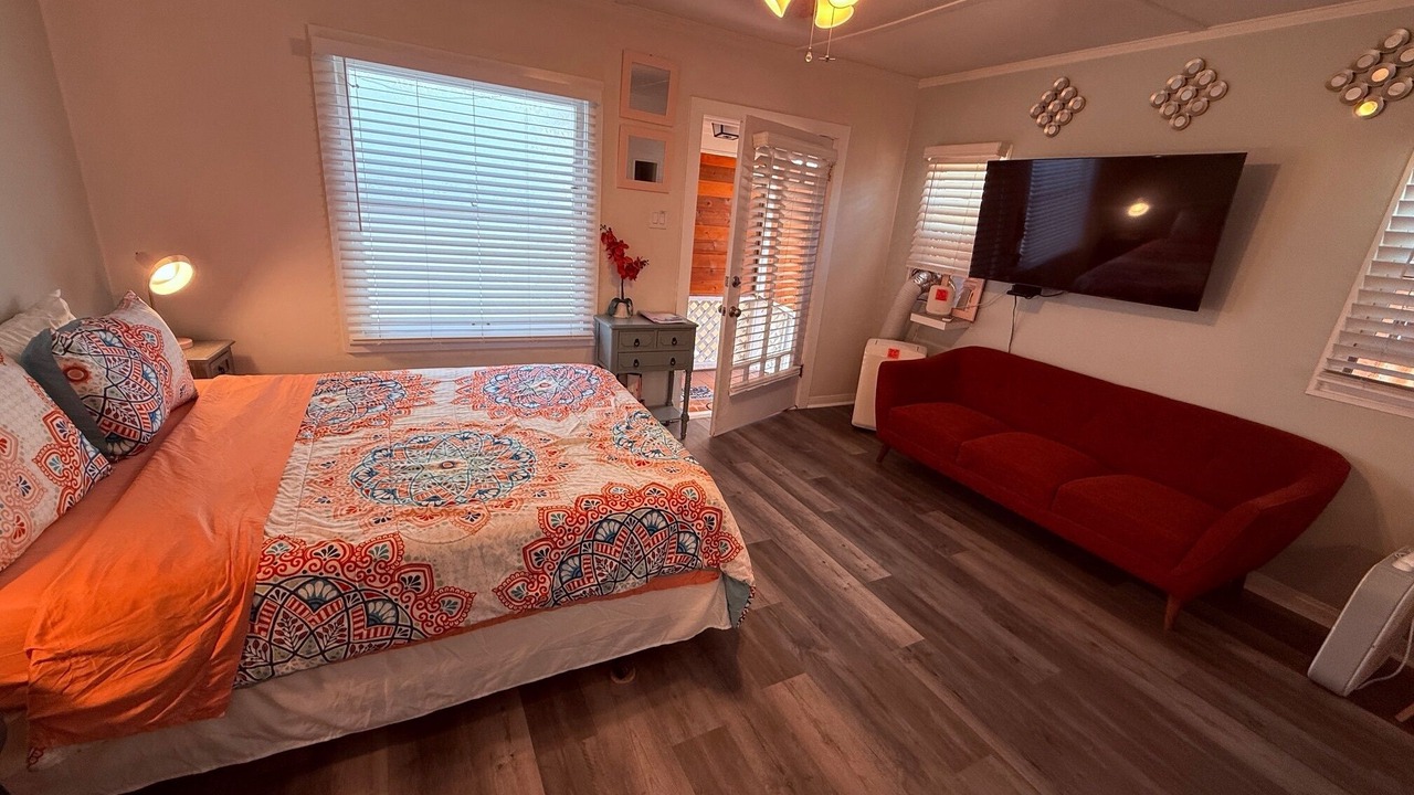 Photo of Bedroom in Bluff Heights