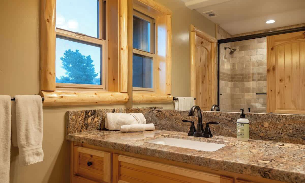 Photo of Bathroom in Eagle Mountain Estates