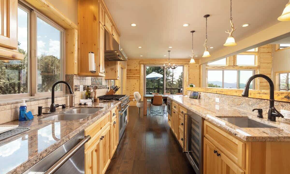 Photo of Kitchen in Eagle Mountain Estates