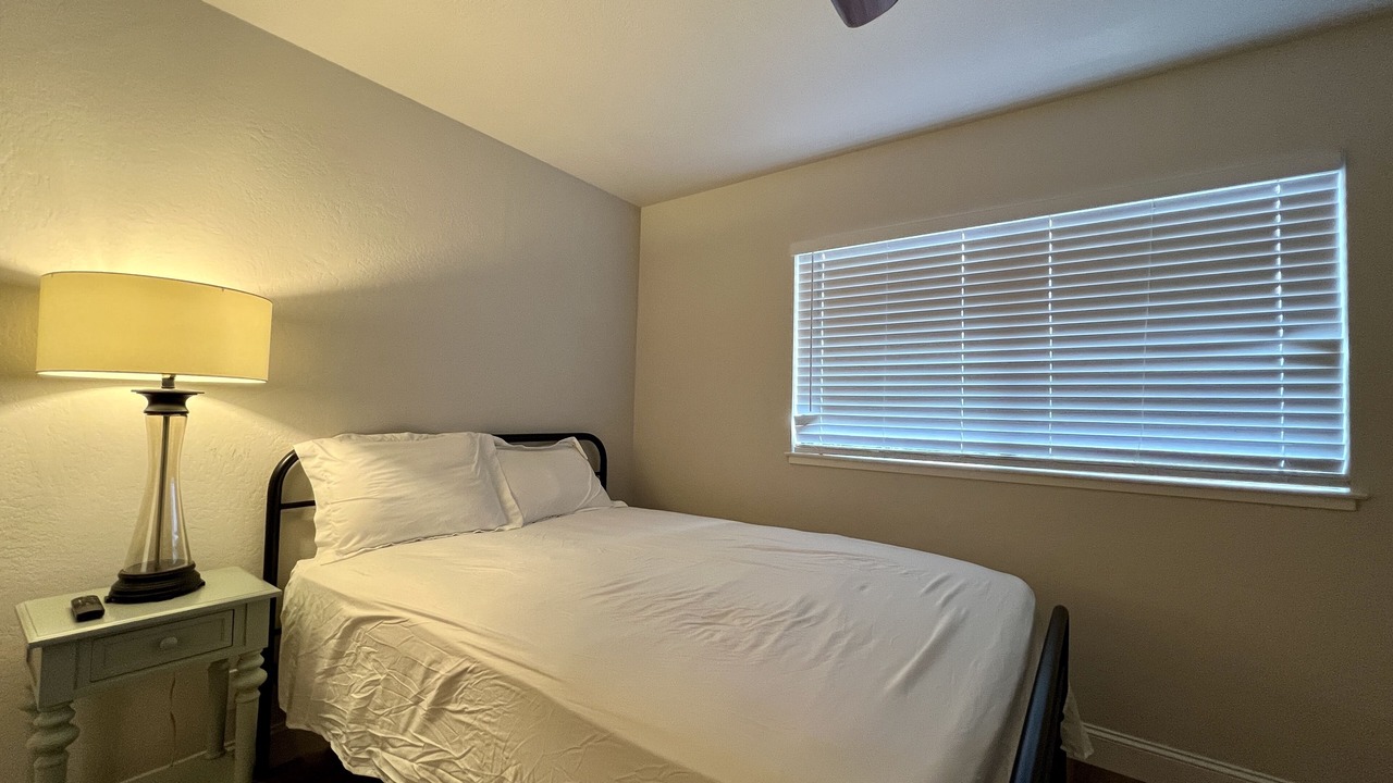 Photo of Bedroom in Yosemite Lakes
