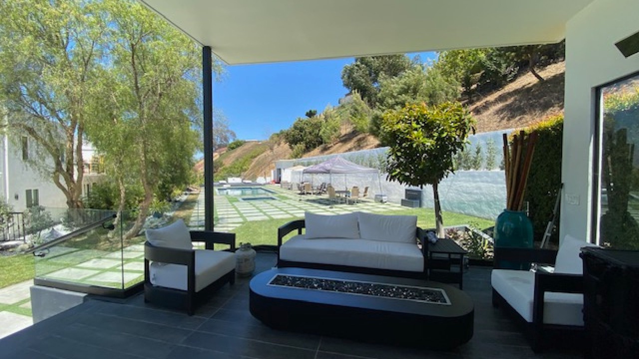Photo of Patio Balcony in Baldwin Hills