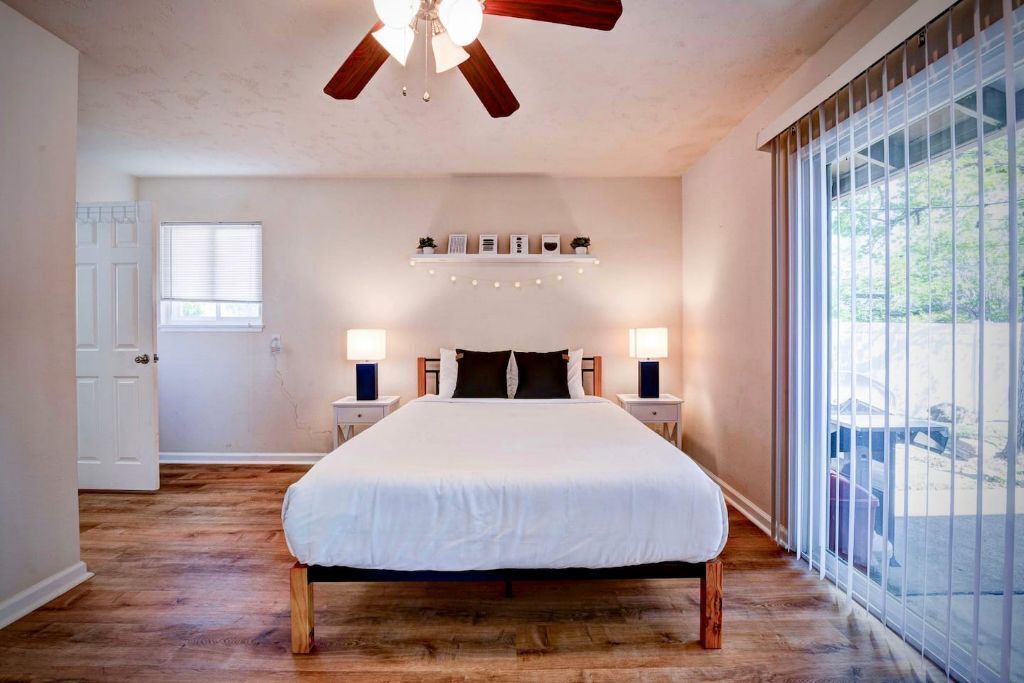 Photo of Bedroom in Redding