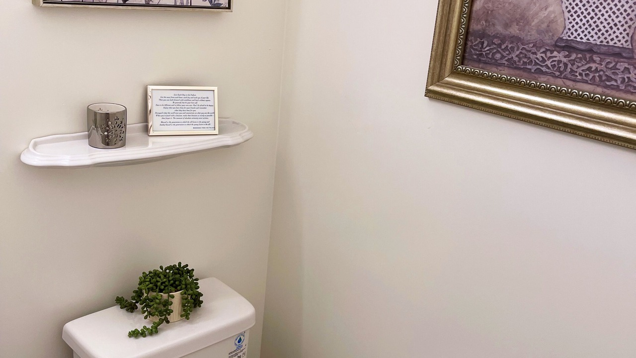 Photo of Bathroom in Pine Mountain Club