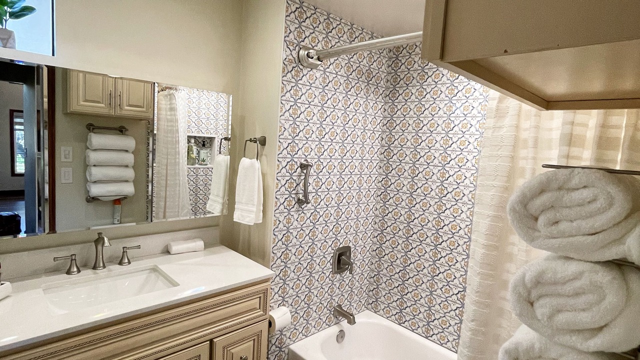 Photo of Bathroom in Pine Mountain Club