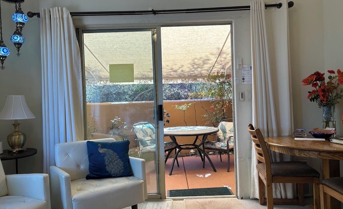 Photo of Livingroom in West Sedona