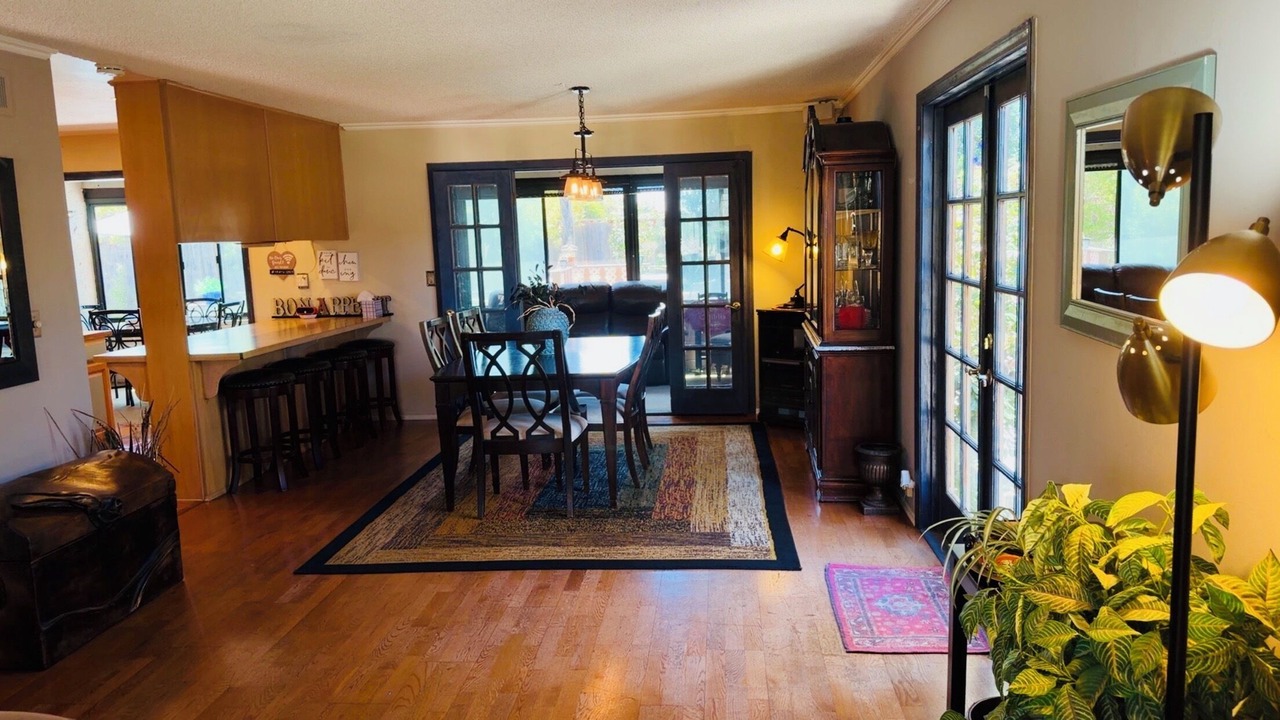 Photo of Bedroom in Bay Park