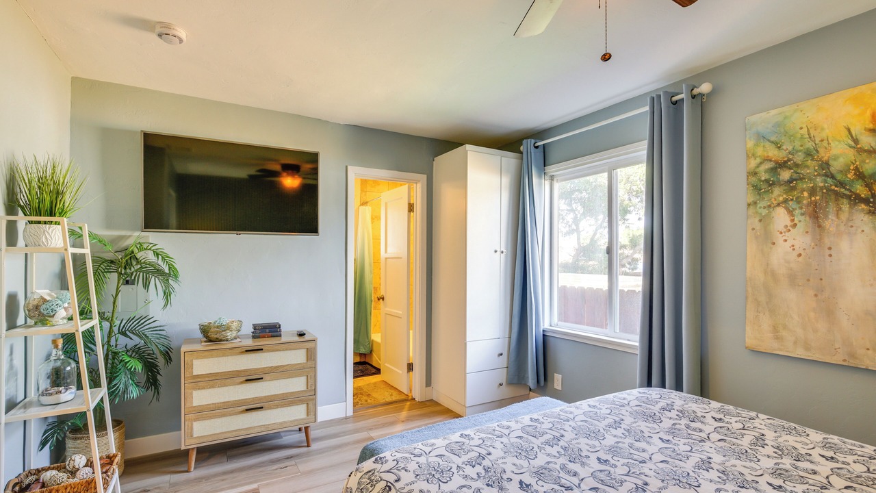 Photo of Bedroom in Lincoln Acres