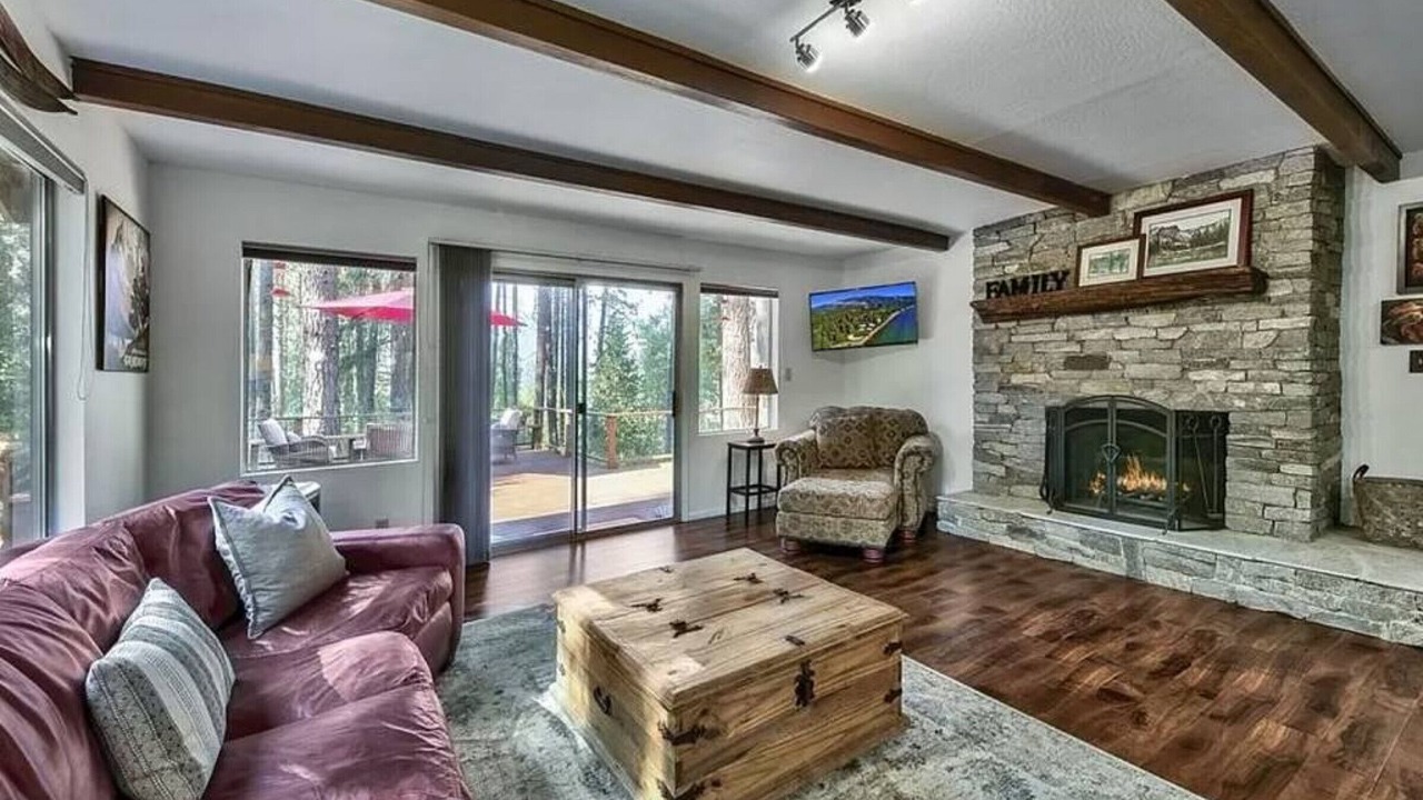 Photo of Livingroom in Plumas Eureka Estates