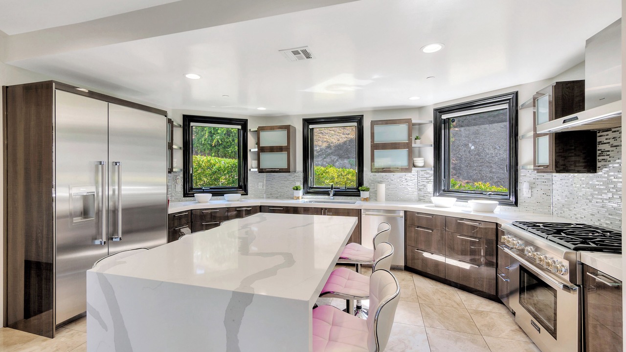 Photo of Kitchen in Hollywood Dell