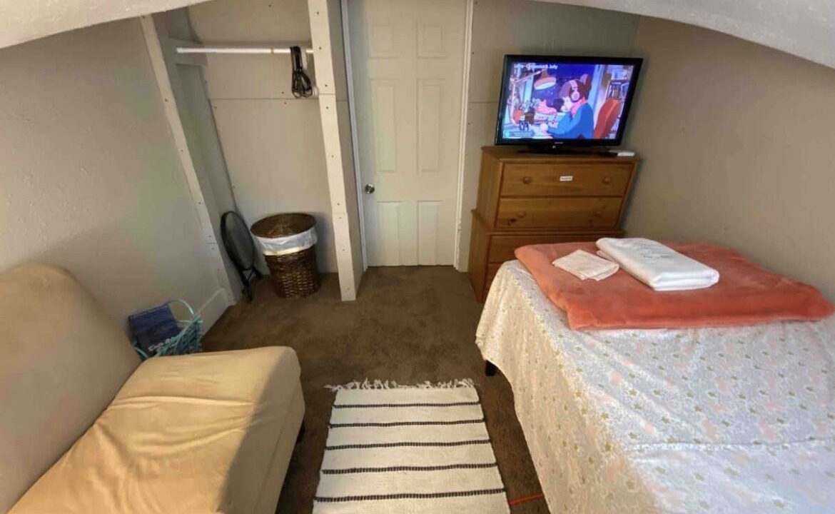 Photo of Bedroom in Los Angeles