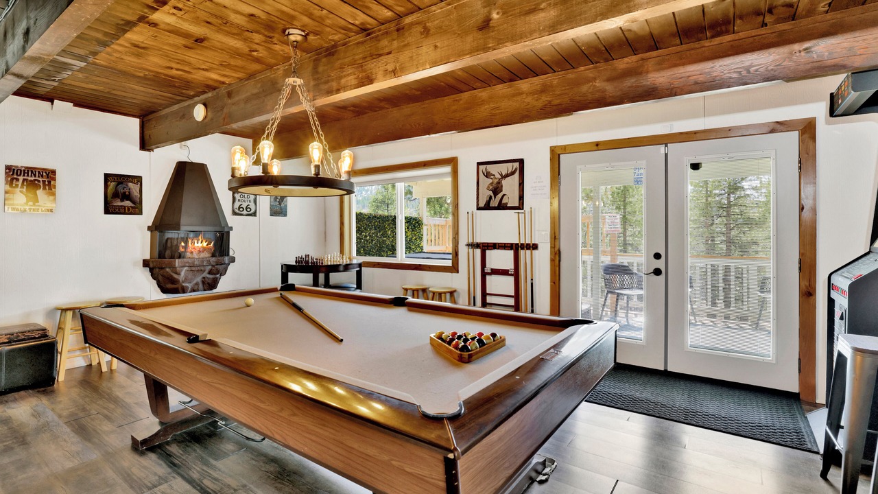 Photo of Bedroom in Moonridge